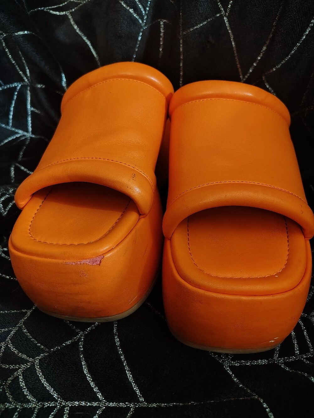 💥 Ab-Fab WILD FABLE Orange Platform Pillow Slide Sandals Like New Size 10 💥